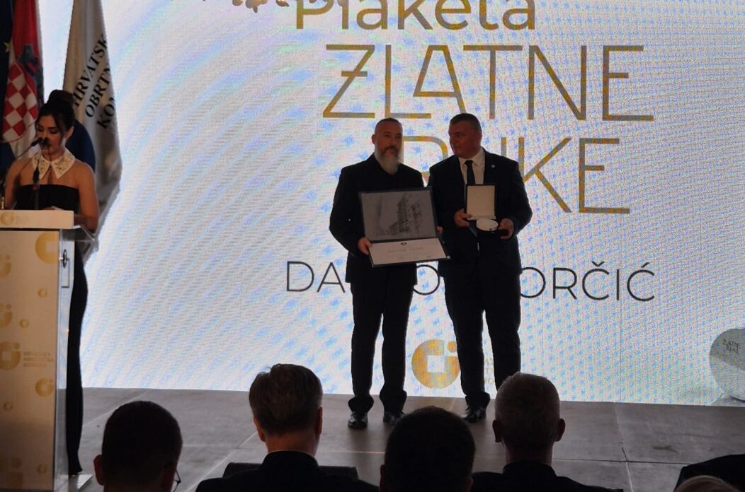 DARKO ŠPORČIĆ- ZLATNE RUKE 3 DARKO ŠPORČIĆ- ZLATNE RUKE 3
