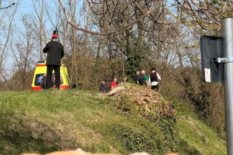 H-3f0076fa-5457-4f63-82a4-e77c617b998d-760 H-3f0076fa-5457-4f63-82a4-e77c617b998d-760