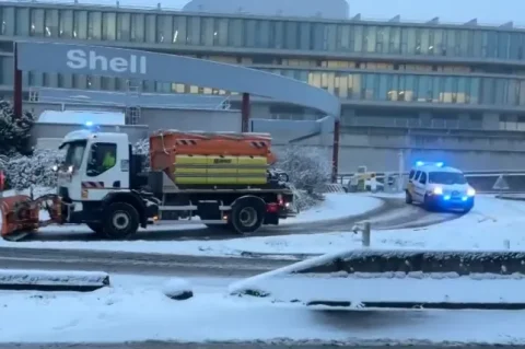 H-57f17f5a-ce2e-467e-89f5-f9d8a4830abe-760 H-57f17f5a-ce2e-467e-89f5-f9d8a4830abe-760