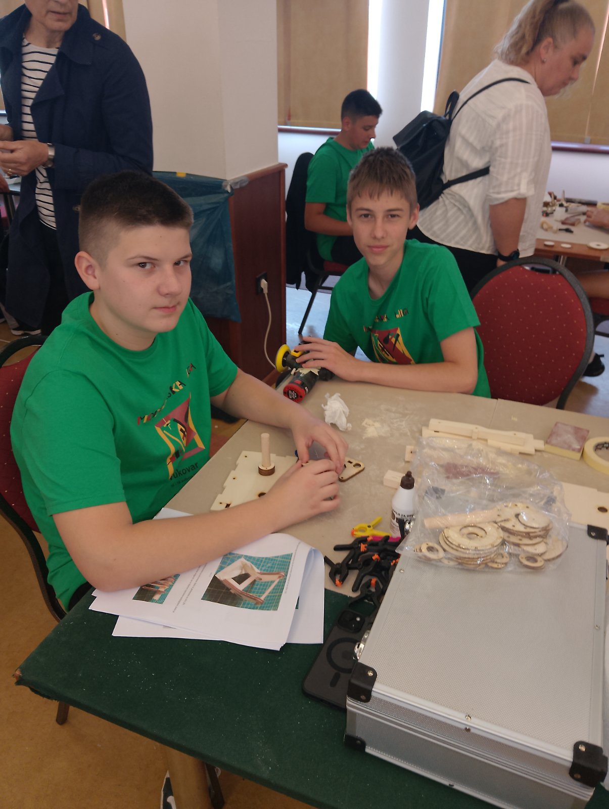 IMG-78bdc0563d04aff14e613581f08f7734-V