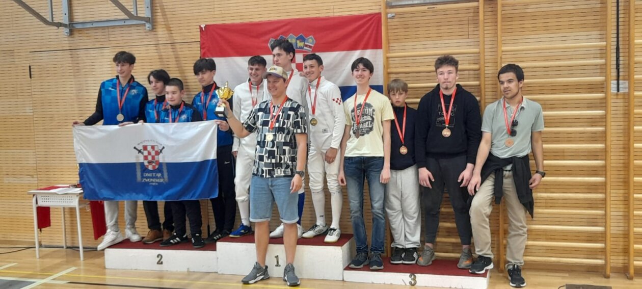 Kadeti ekipno 3. mjesto