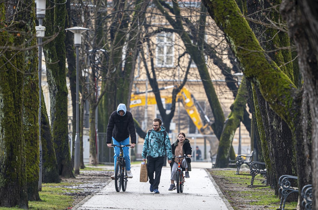 Karlovackim ulicama (8)