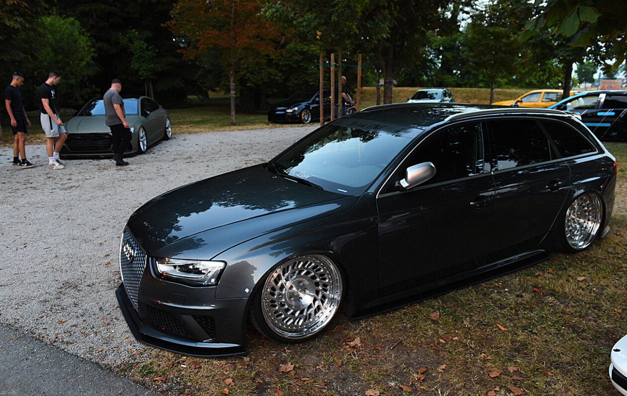 LookLow Event auti (15)