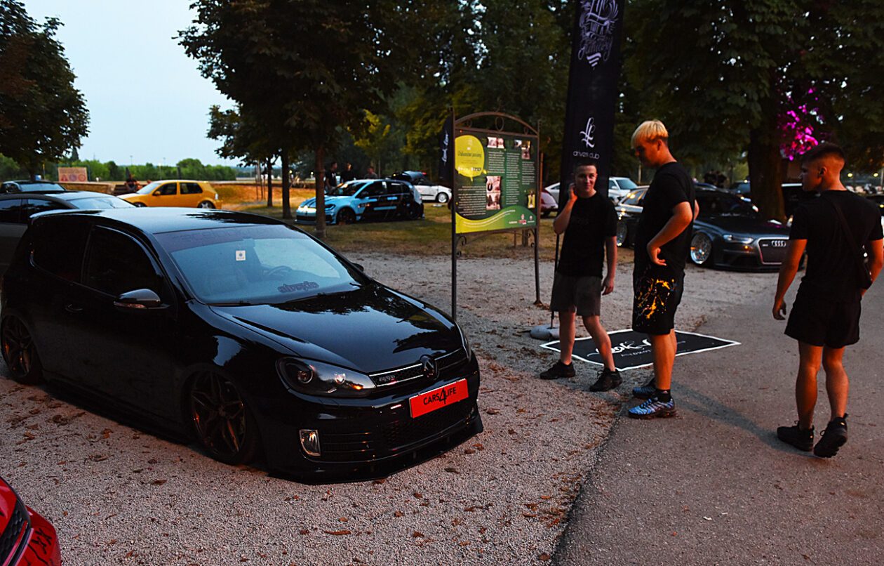 LookLow Event auti (33)