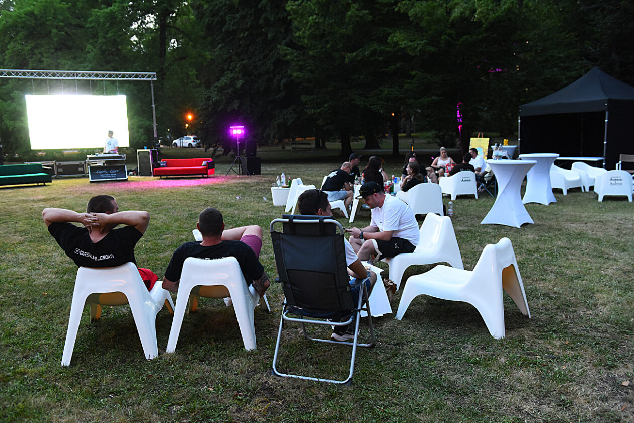 LookLow Event auti (8)