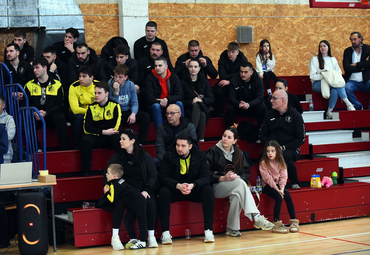 Memorijalni rukometni turnir Nebojsa Parezanin (24) Memorijalni rukometni turnir Nebojsa Parezanin (24)