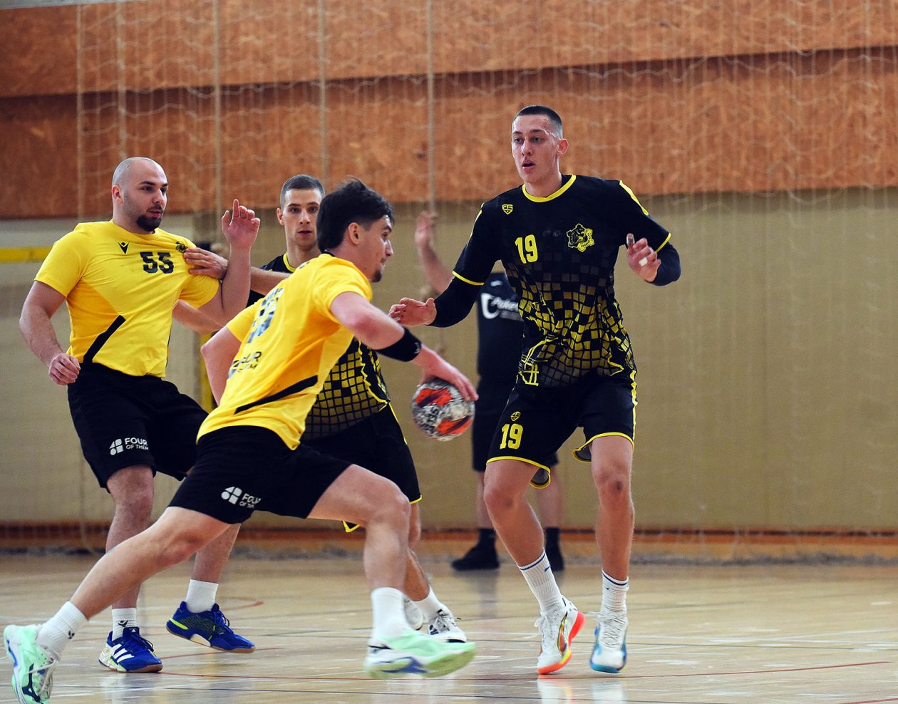 Memorijalni rukometni turnir Nebojsa Parezanin (4) Memorijalni rukometni turnir Nebojsa Parezanin (4)