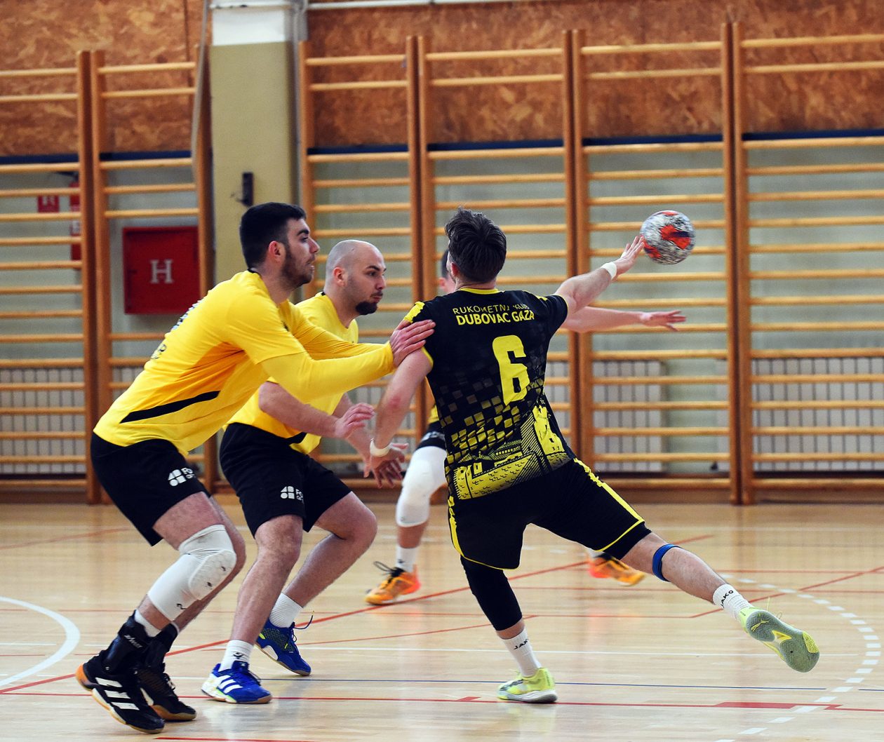 Memorijalni rukometni turnir Nebojsa Parezanin (7) Memorijalni rukometni turnir Nebojsa Parezanin (7)