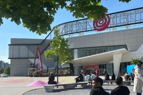 O-65140777-5a59-42a7-95a4-cf3bb3cd9870-760