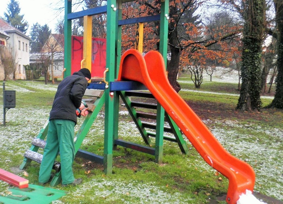 OLYMPUS DIGITAL CAMERA OLYMPUS DIGITAL CAMERA