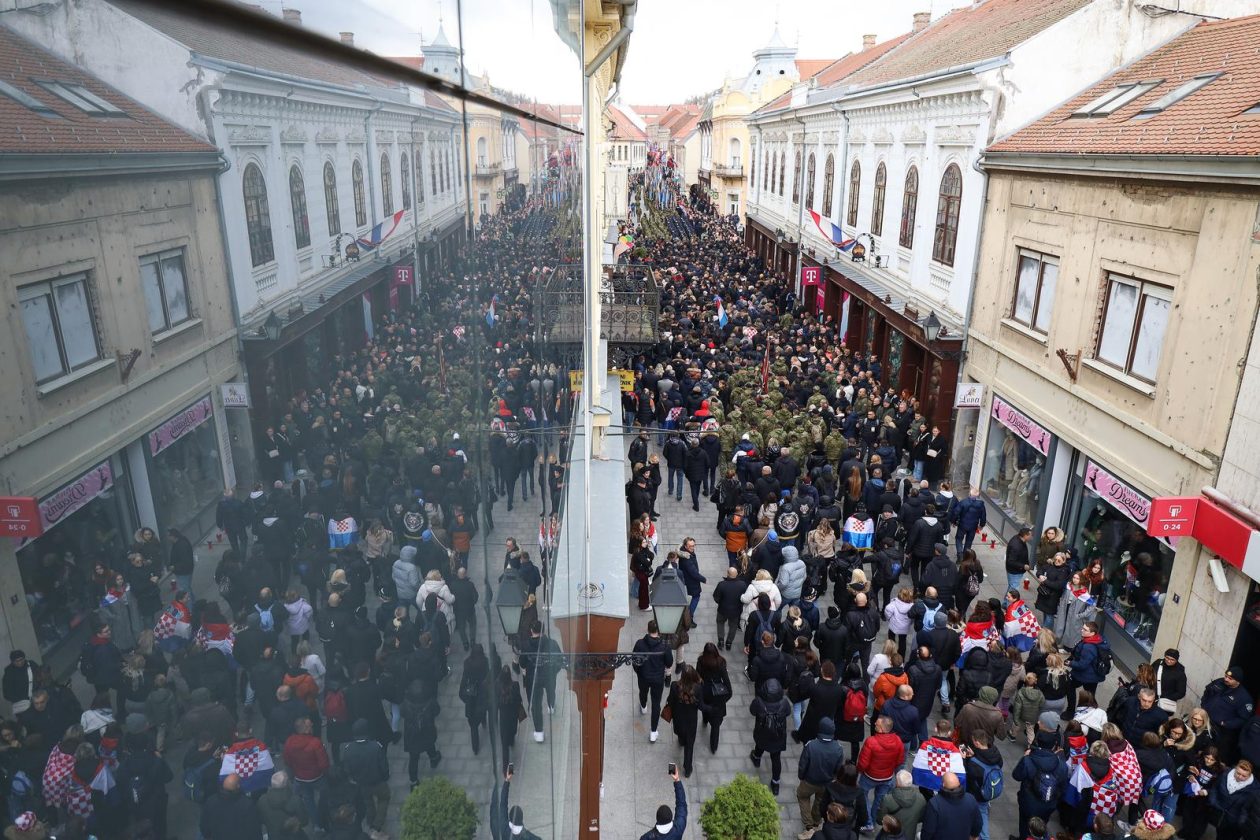 Vukovar: Kolona sjećanja na žrtvu Vukovara
