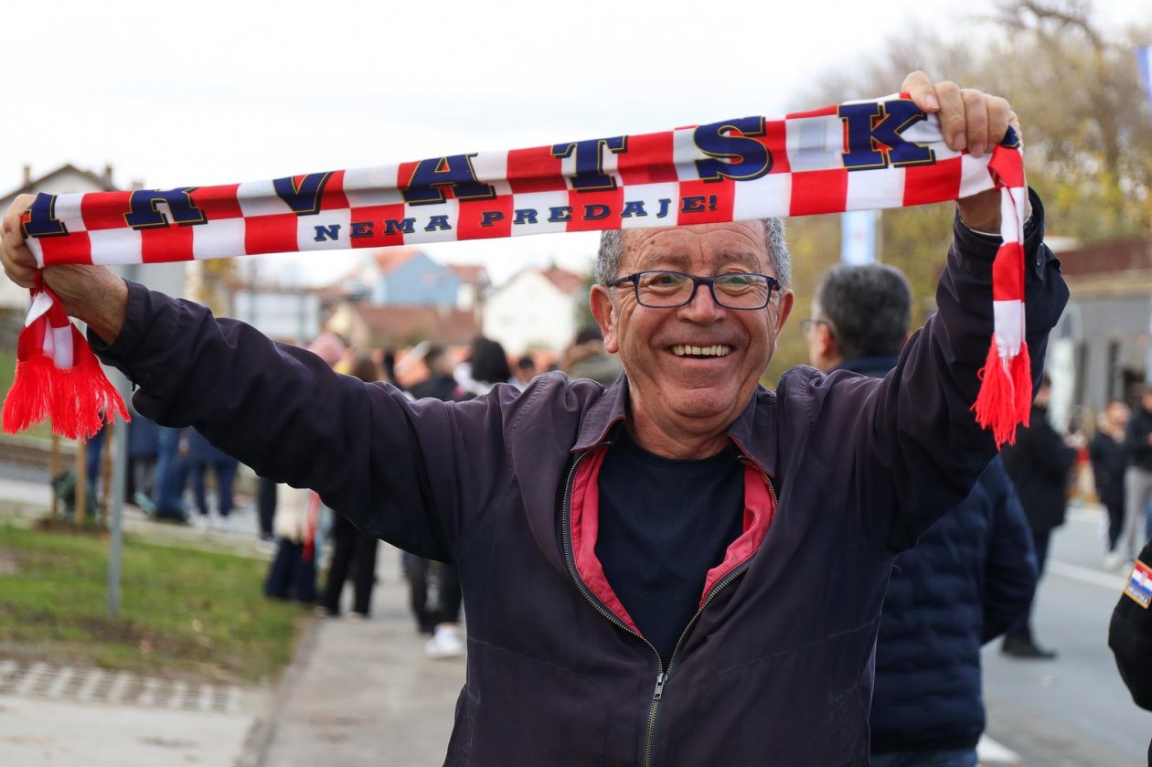 Vukovar: Kolona sjećanja na žrtvu Vukovara