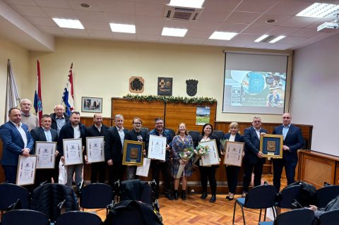 Svi dobitnici Svi dobitnici