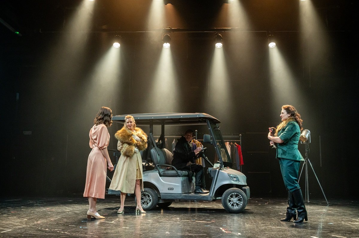 Talenti i obožavatelji (3) Talenti i obožavatelji (3)