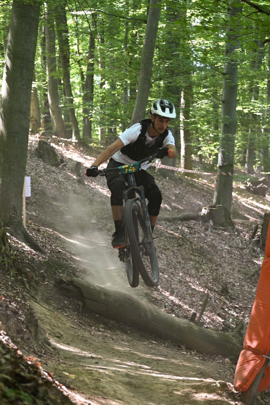 WhatsApp Image 2025-08-17 at 18.51.25 (1) WhatsApp Image 2025-08-17 at 18.51.25 (1)