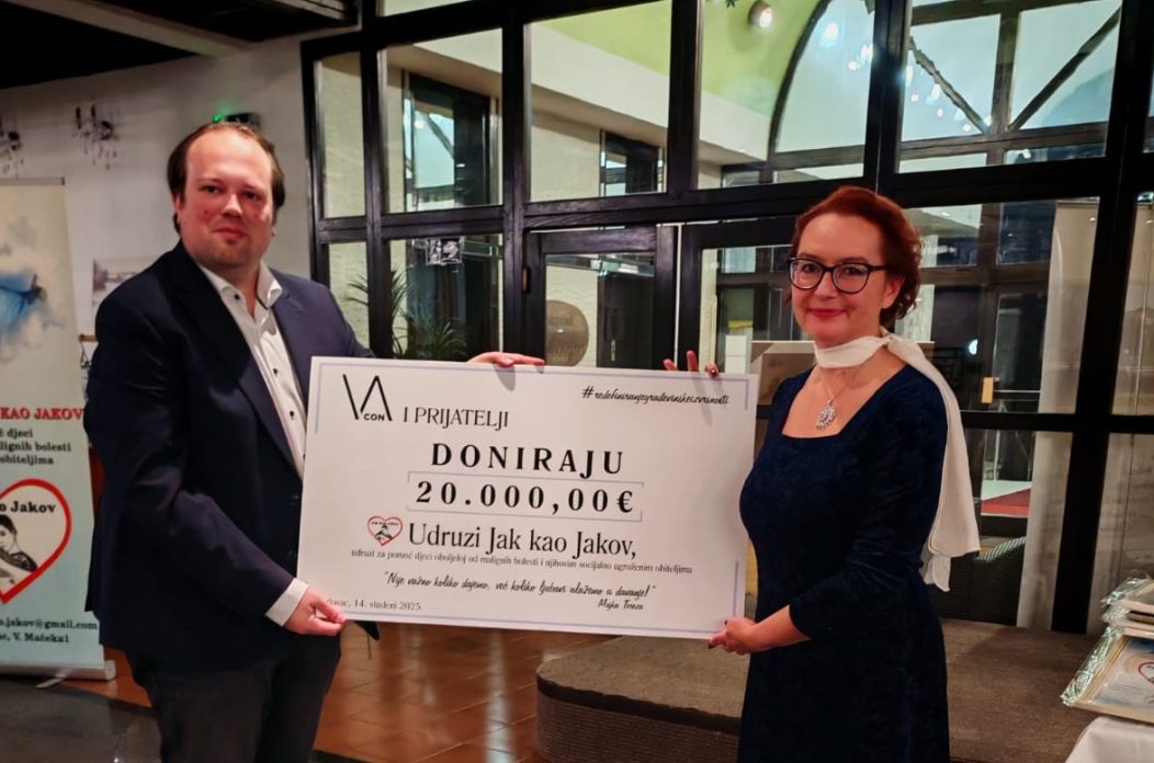 WhatsApp Image 2025-11-17 at 09.33.53 (1)