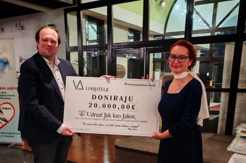 WhatsApp Image 2025-11-17 at 09.33.53 (1)