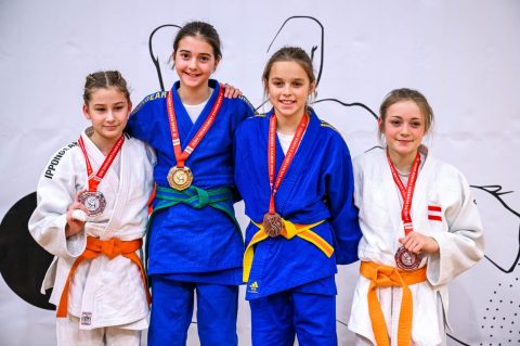 WhatsApp Image 2026-01-19 at 09.02.46 WhatsApp Image 2026-01-19 at 09.02.46