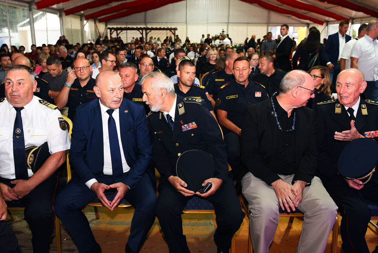 World Rescue Challenge (19) World Rescue Challenge (19)