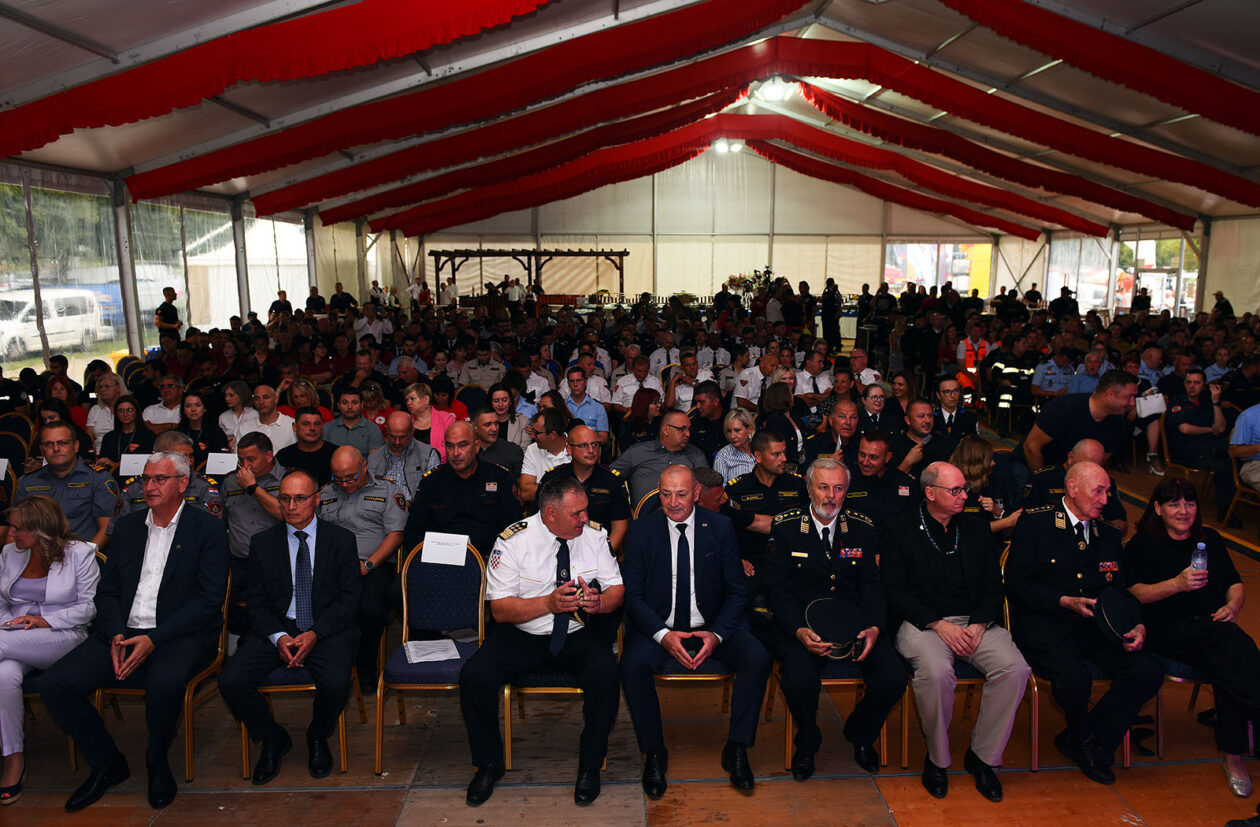 World Rescue Challenge (20) World Rescue Challenge (20)