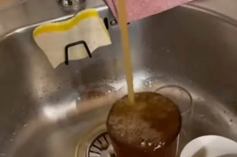 Zagrad-zamucena-voda-1052×696