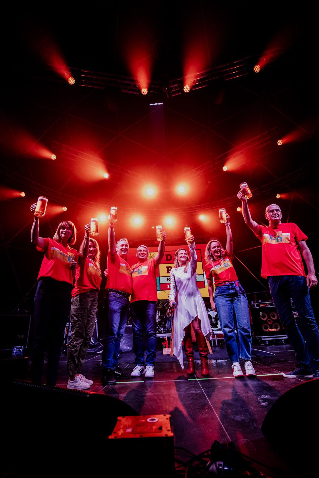 Zdravica- Martina Furdek-Hajdin, Nikolina Brnjac, Krunoslav Kolar,Mladen Damjanović, Antonija Blaće, Maud Meijboom van Wel i Damir Mandić