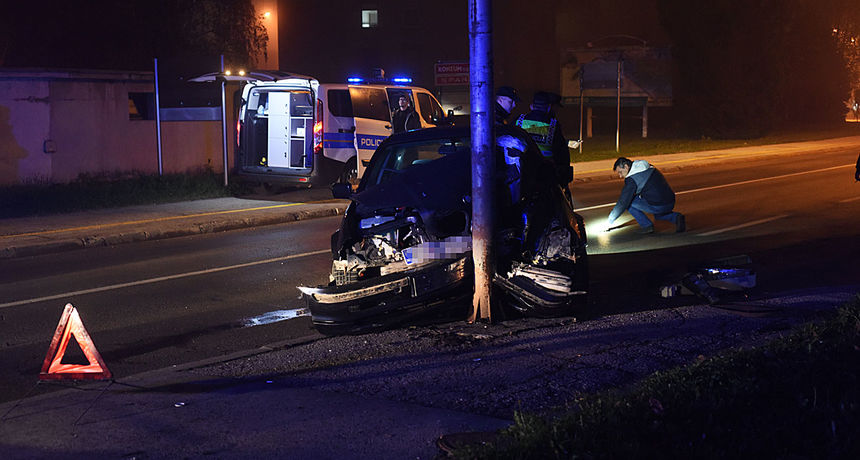 crnaprometna(4) crnaprometna(4)