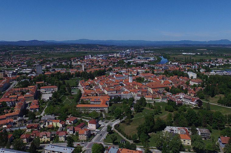 a75b4684e6239f6fddee43c183b84abf