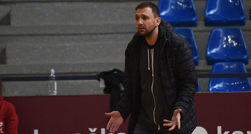 zenskakosarka(10) zenskakosarka(10)