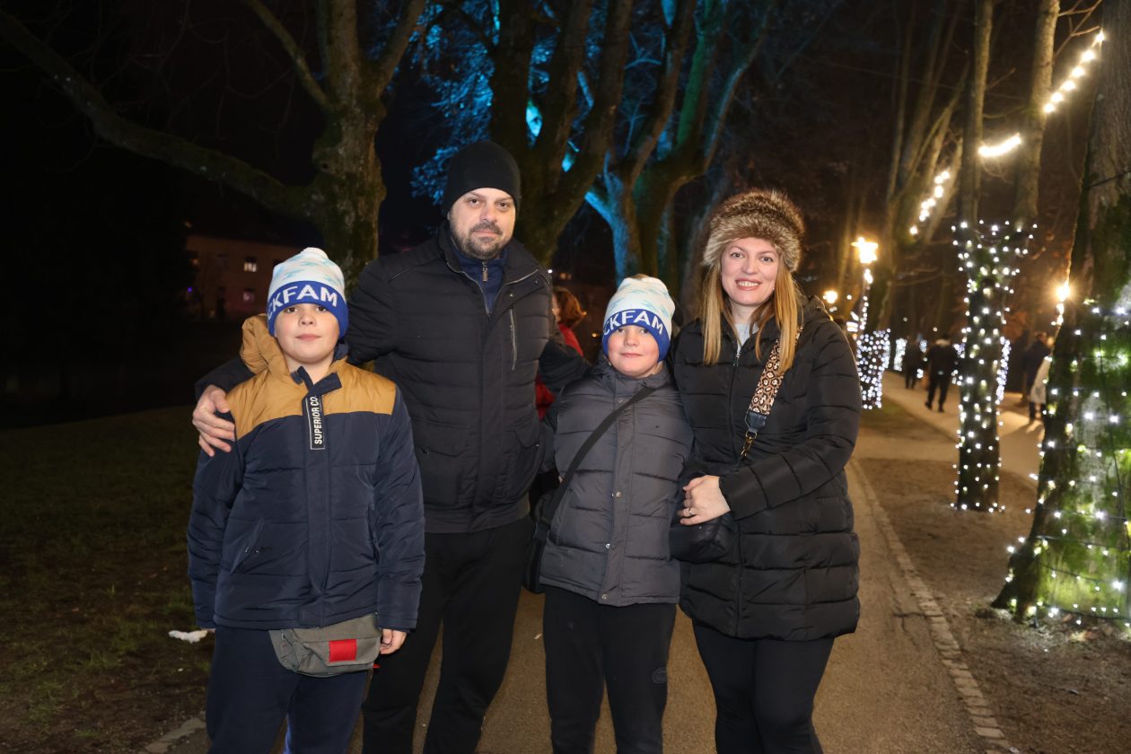 advent 2025 (42) advent 2025 (42)