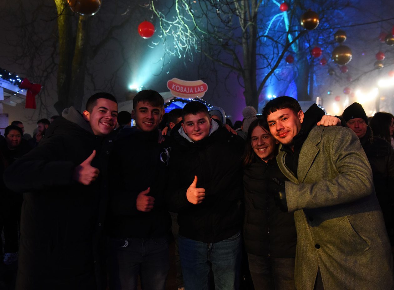 advent magazin (19) advent magazin (19)