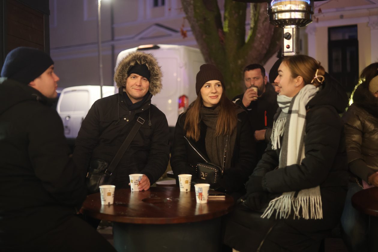 advent promenada (2) advent promenada (2)