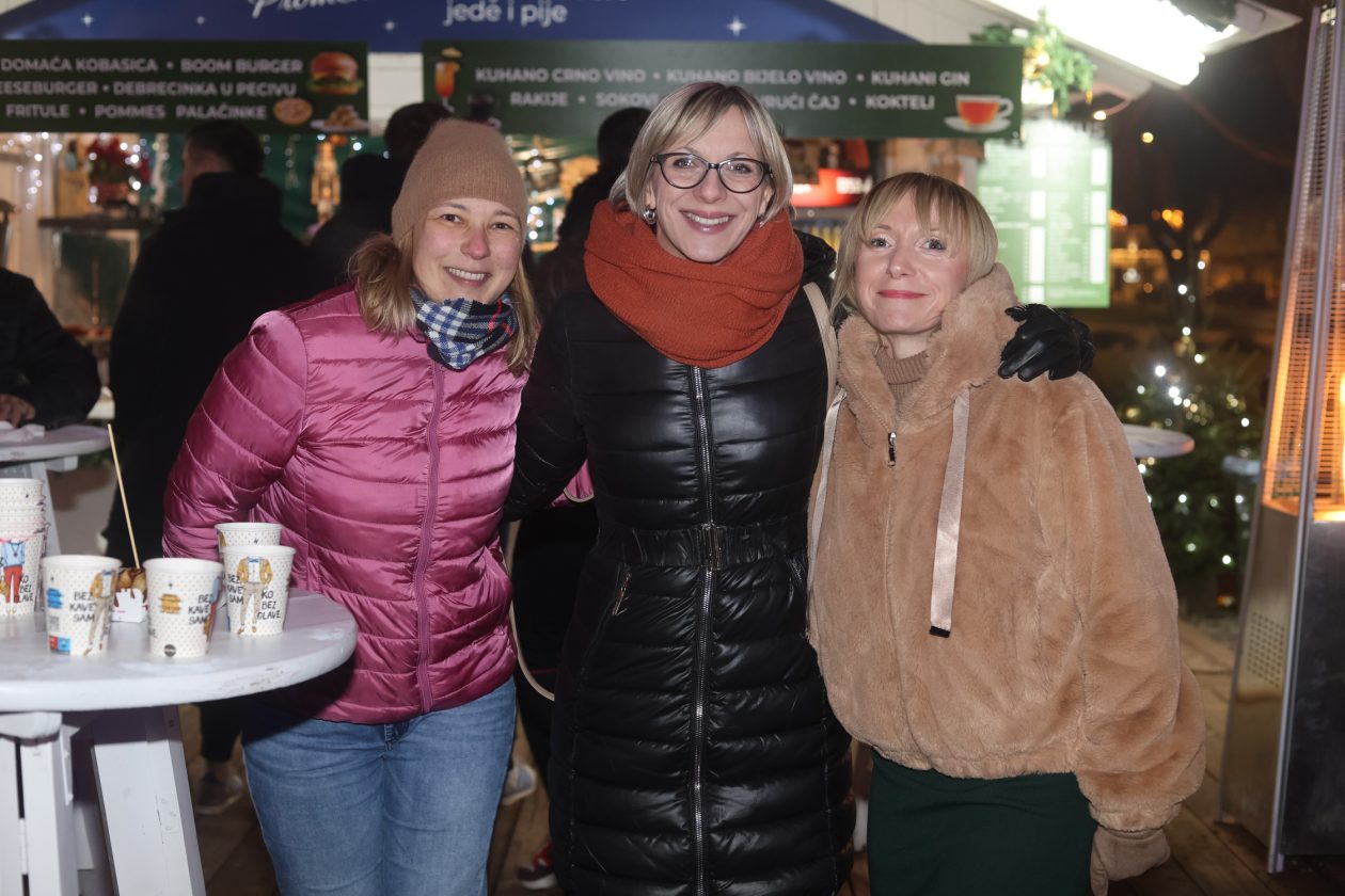 advent promenada (31) advent promenada (31)