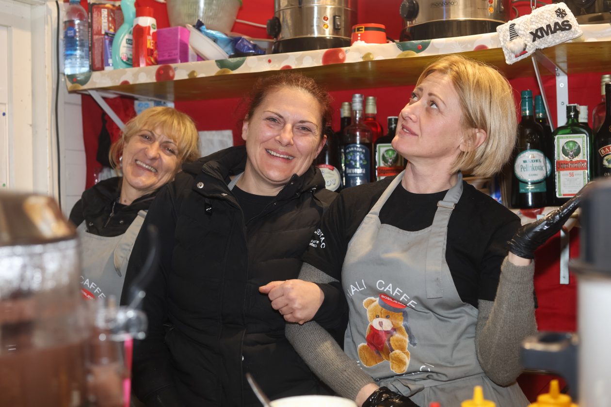 advent promenada (33) advent promenada (33)