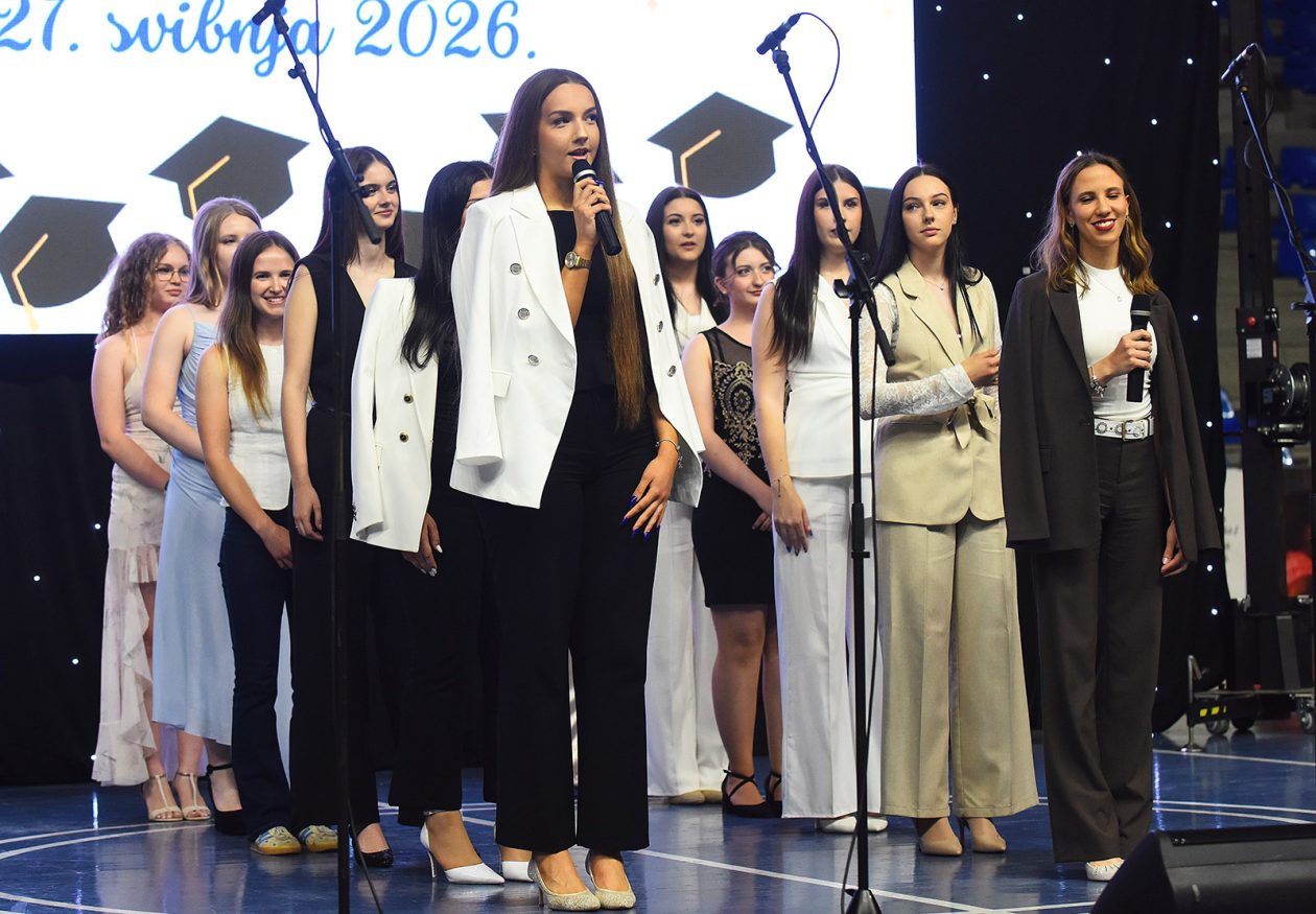 akademija gimnazija (24) akademija gimnazija (24)