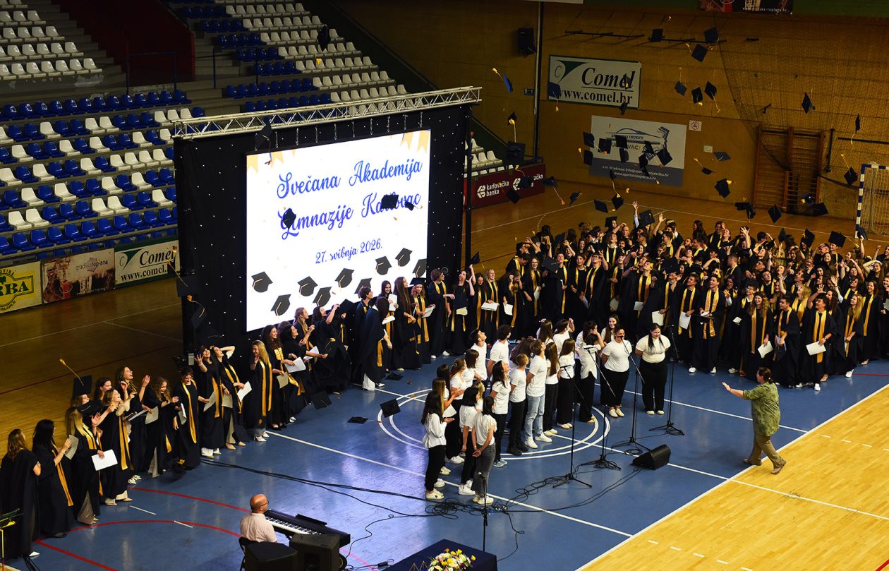 akademija gimnazija (97) akademija gimnazija (97)