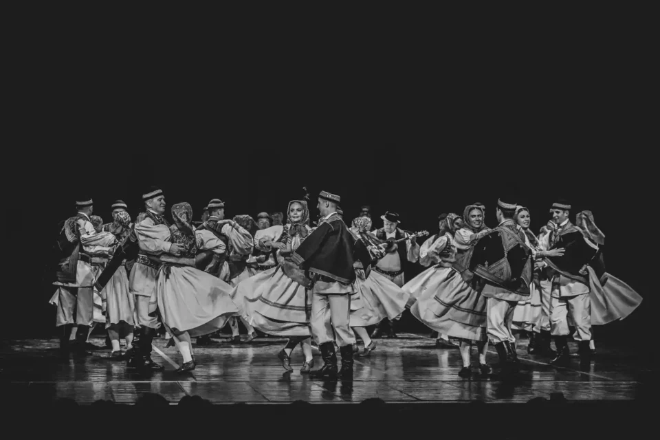 ansambl lado (7) ansambl lado (7)