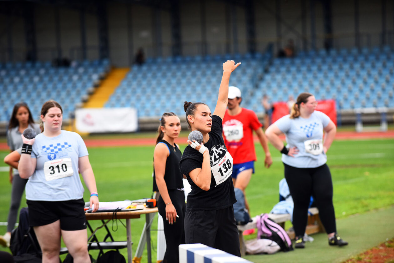 atletika (21) atletika (21)