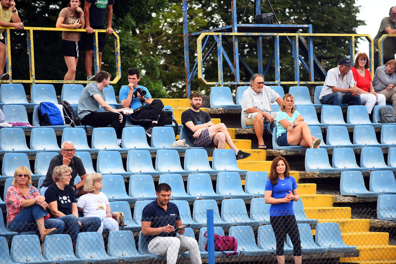 atletika (9) atletika (9)