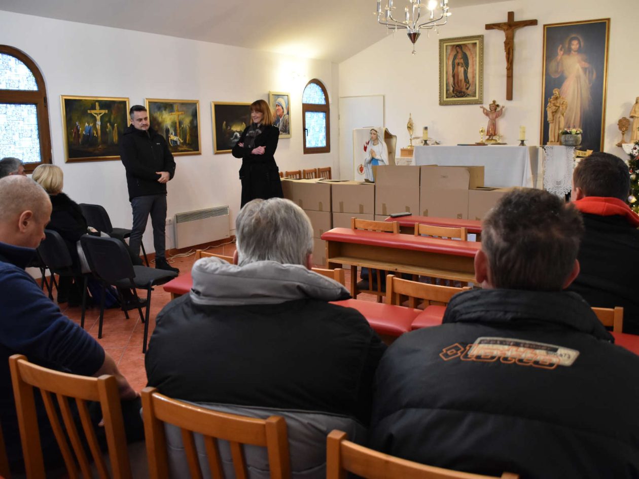 centar za beskunike_badnjak 3