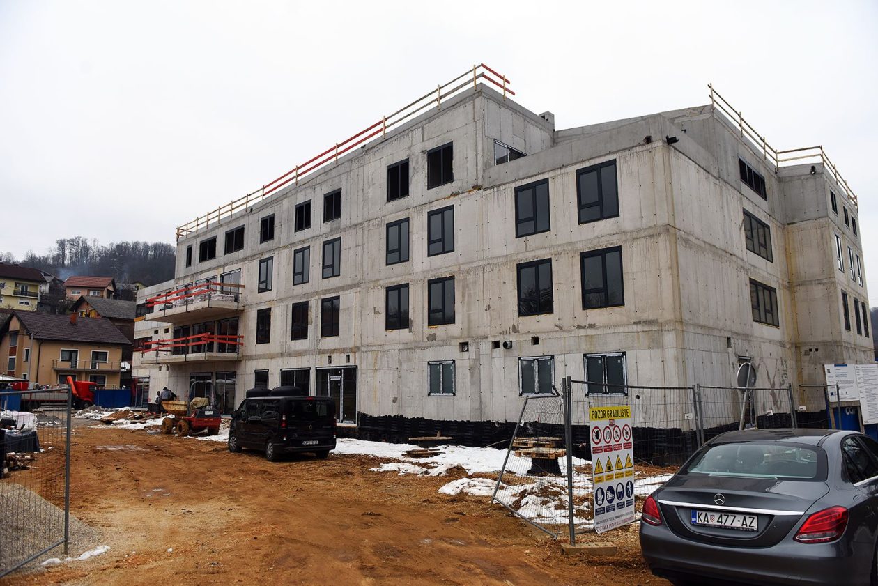 centar za starije osobe duga resa (1)