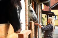 contessa draganic (0)