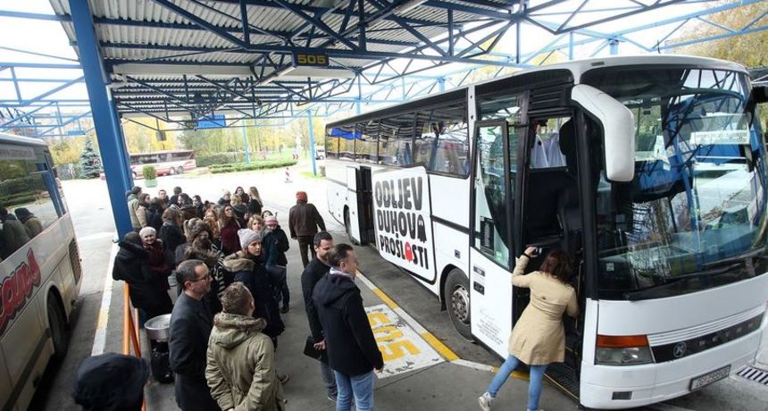 autobusodlazaknjemackab489231ece6cfcc96904ae2f5f869c00viewarticlenew