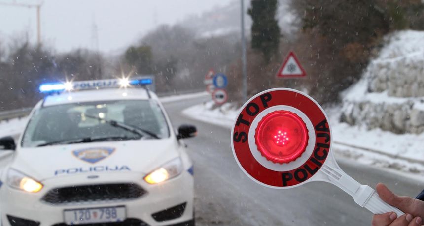 PXL26021819876852 PXL26021819876852