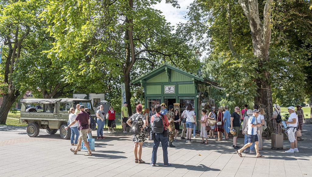 dan grada katzler (40)