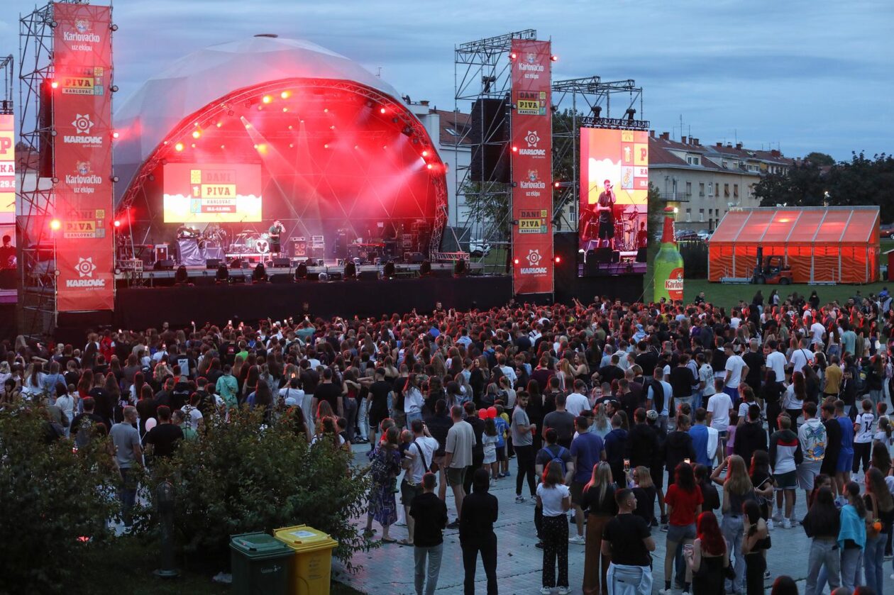 Karlovac: Otvoreni 38. Dani piva