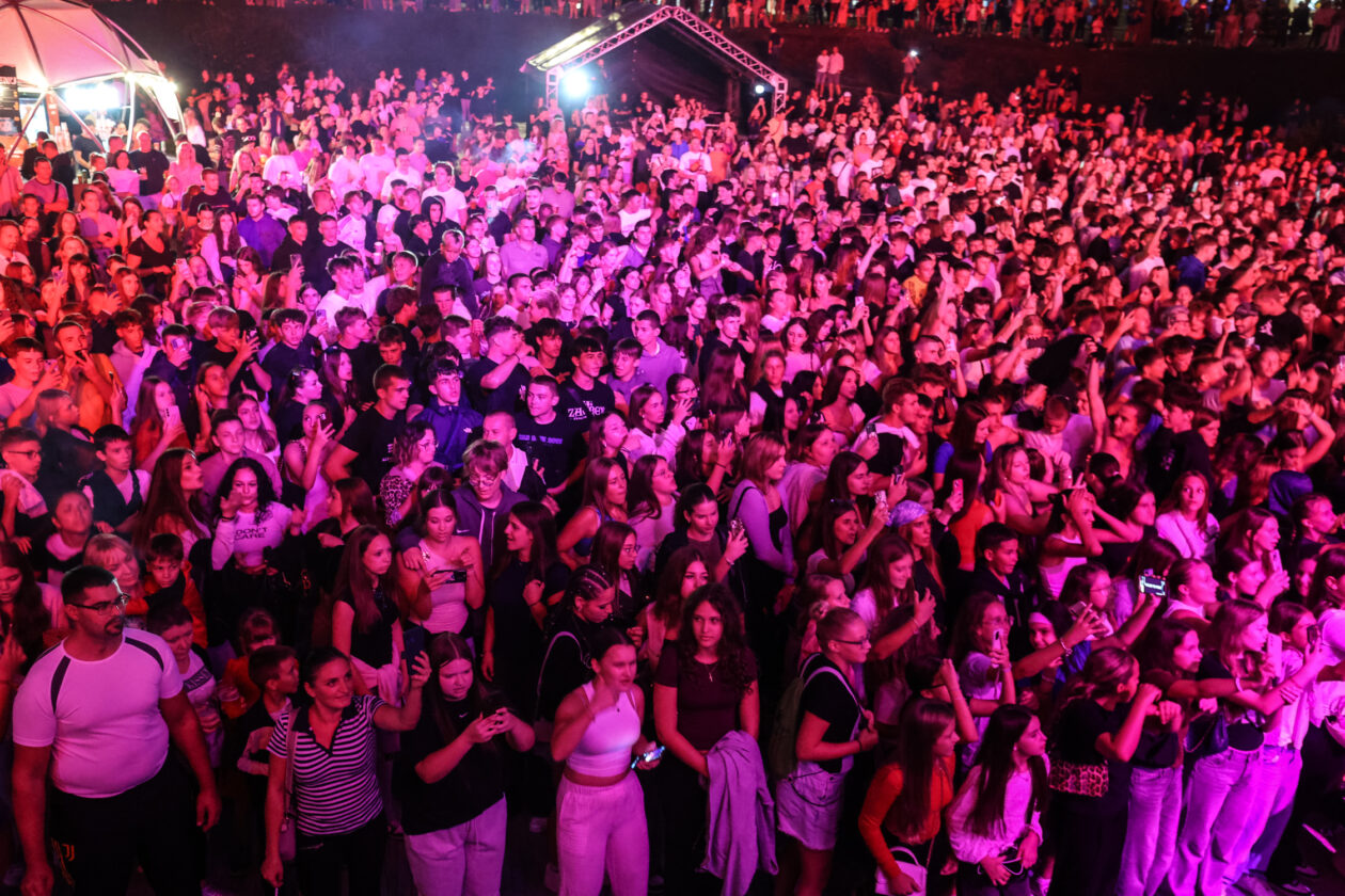 dani piva antonela (26) dani piva antonela (26)