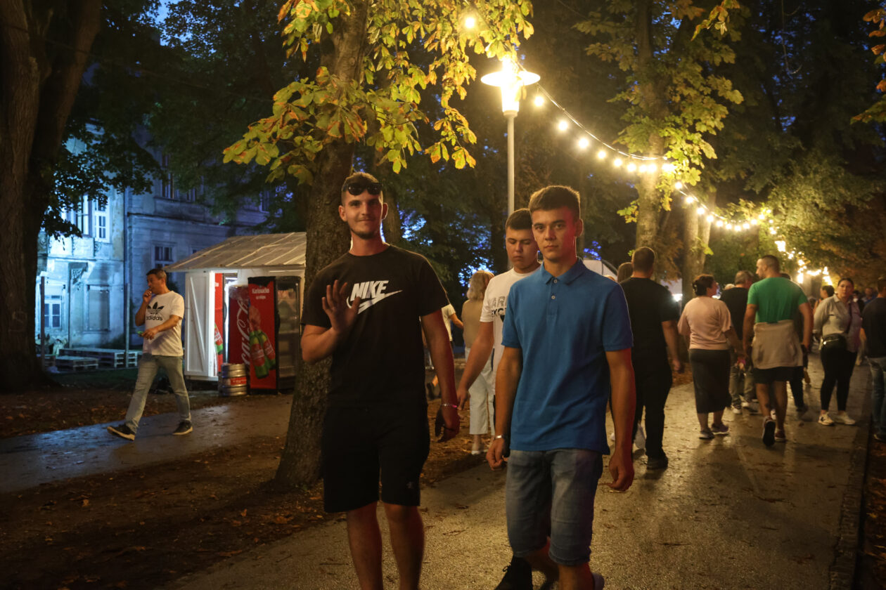 dani piva antonela (32) dani piva antonela (32)