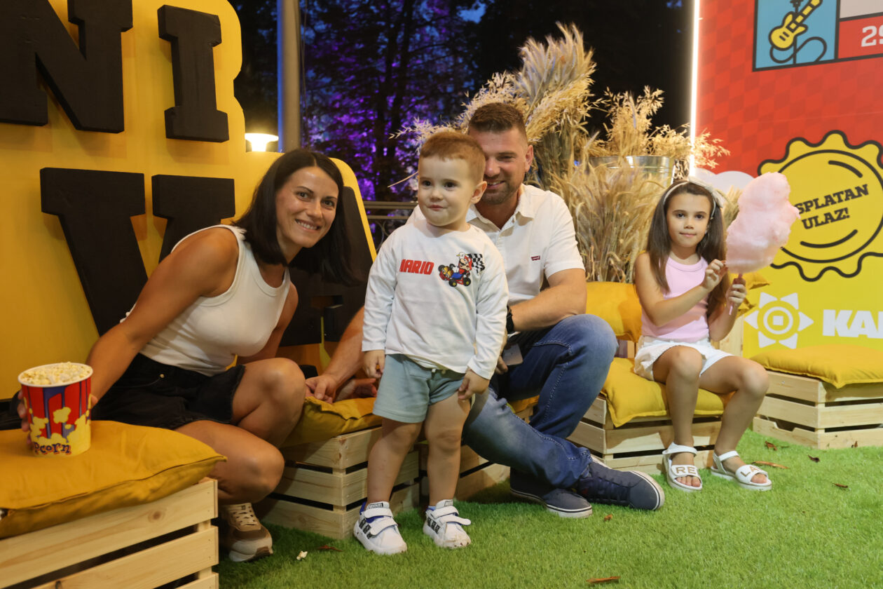 dani piva antonela (34) dani piva antonela (34)