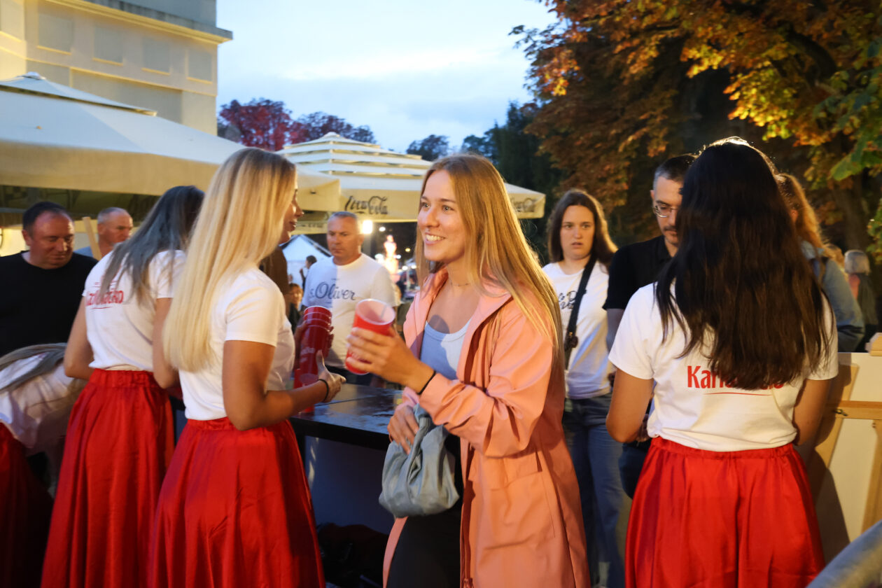 dani piva antonela (37) dani piva antonela (37)